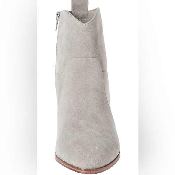 Amazon Essentials gray booties, size 7.5 - worn once! Western suede - Picture 4 of 6